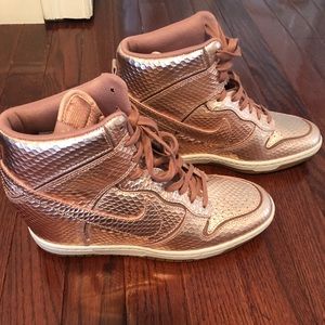 NWOB Nike rose gold snakeskin wedge high tops